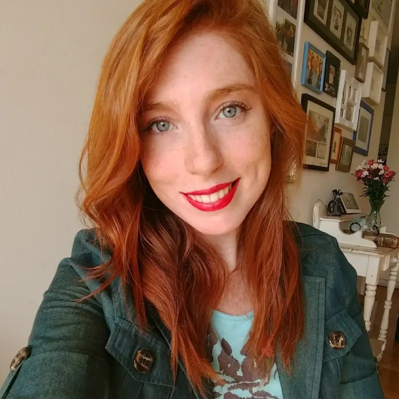 La Asombrosa Historia Del Espejo Roto