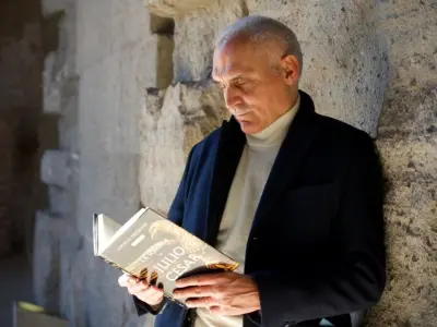 La Sombra De Julio Cesar